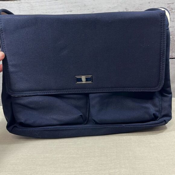 Jaclyn Smith Handbags - Jaclyn Smith navy blue satchel purse with checkered white and blue pattern insid
